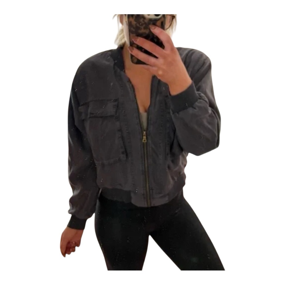 1165. Young‎ FABULOUS AND BROKE BOMBER JACKET SIZE SMALL DUSTY NAVY BLUE COLOR